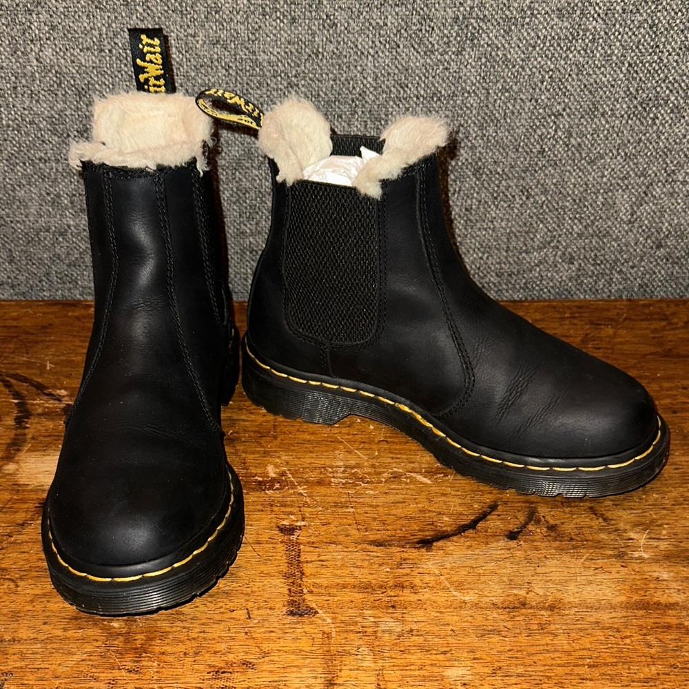 Dr. Martens 2976 Black Leather Chelsea Boots with Cream Faux Fur Lining
